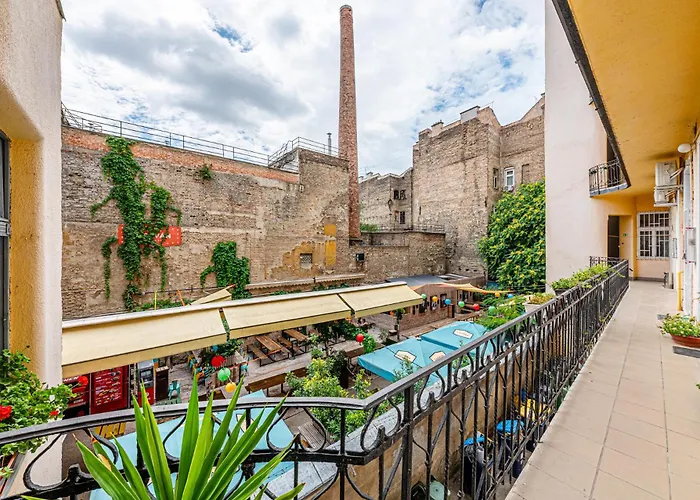 شقة Karavan Courtyard Escape Ac, Smart Tv, Location بودابست