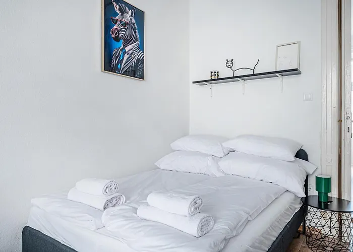 Karavan Courtyard Escape Ac, Smart Tv, Location شقة *